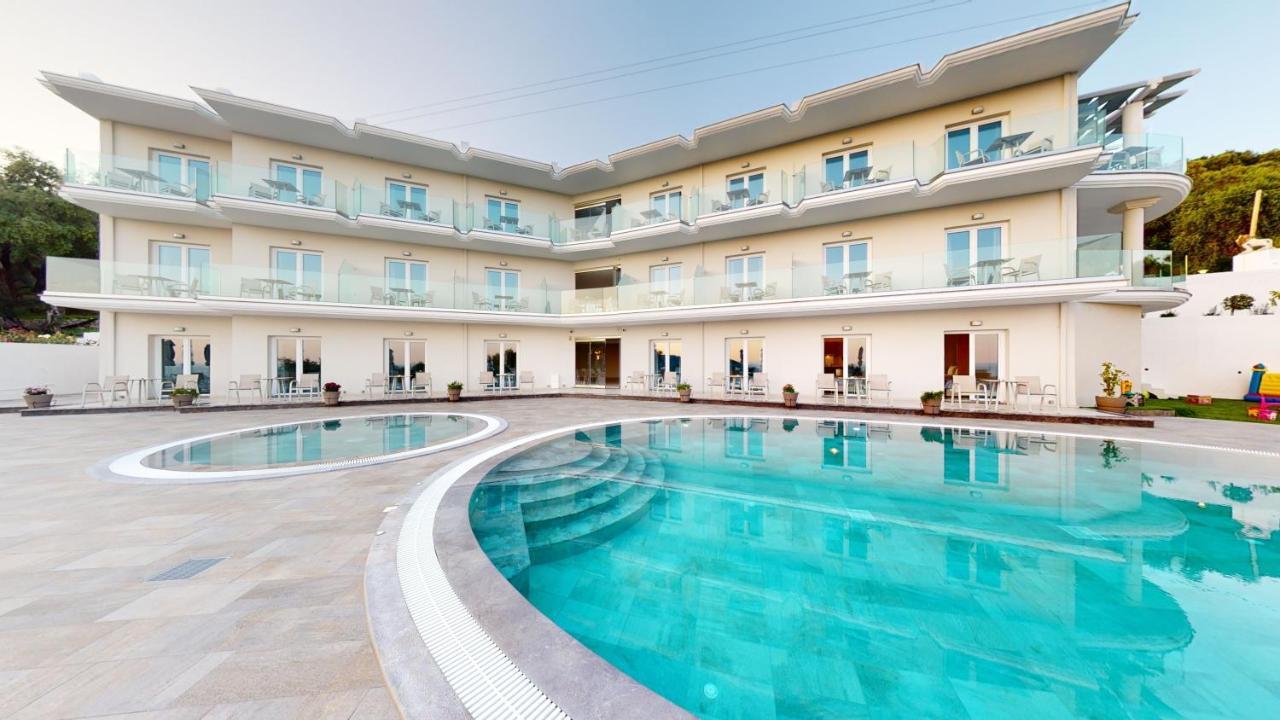 Golden Lion Parga Exterior foto